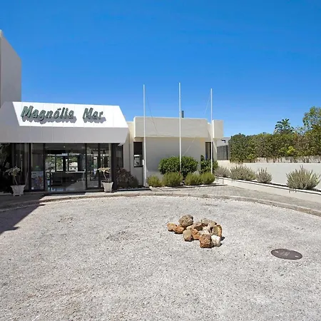 Magnolia Apartment *